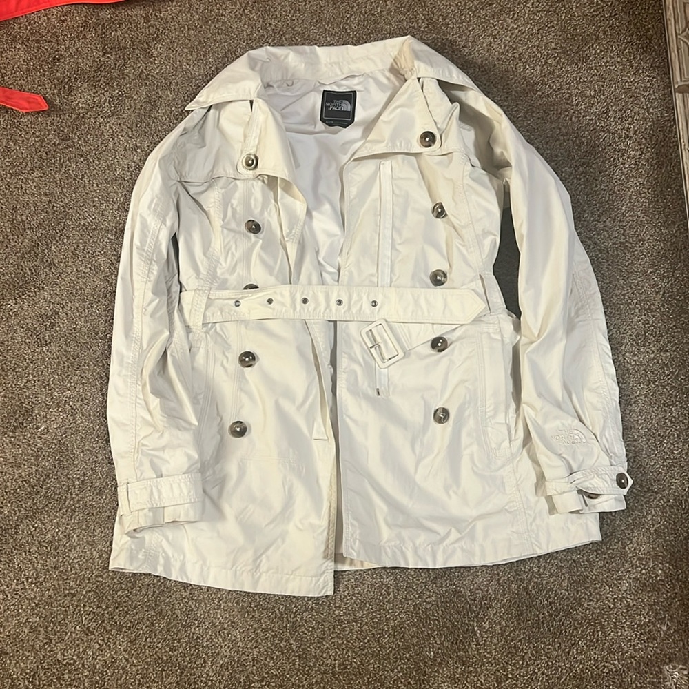 The North Face Women’s Lightweight Trench Coat
